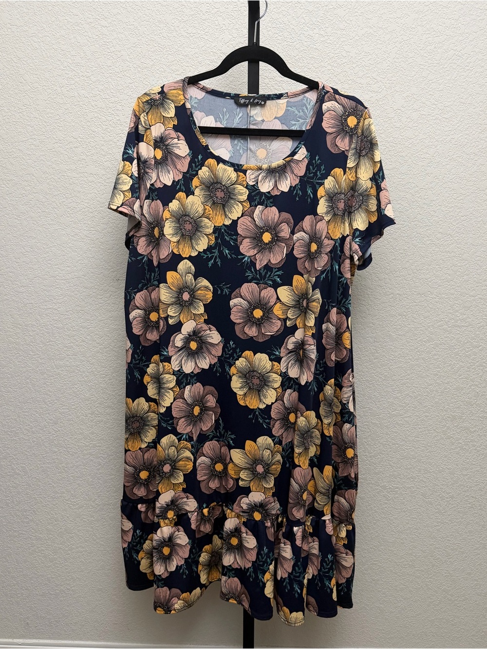 Tiffany & Ivey Navy Floral Short Sleeve Dress w/ Pink & Yellow Blooms w/ Pockets